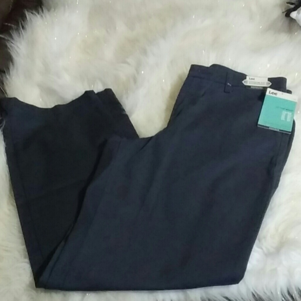 *NEW* Lee custom fit waist band pants